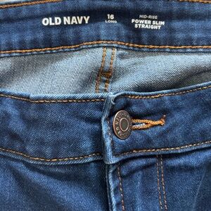Old Navy Women’s Power Slim Mid-rise Straight 16 LONG Jeans. GUC